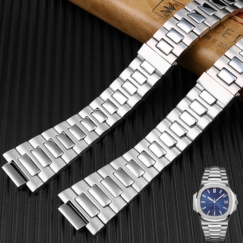 Wypukła srebrna bransoleta ze  – Patek Philippe Watch Nautilus recenzja i cena