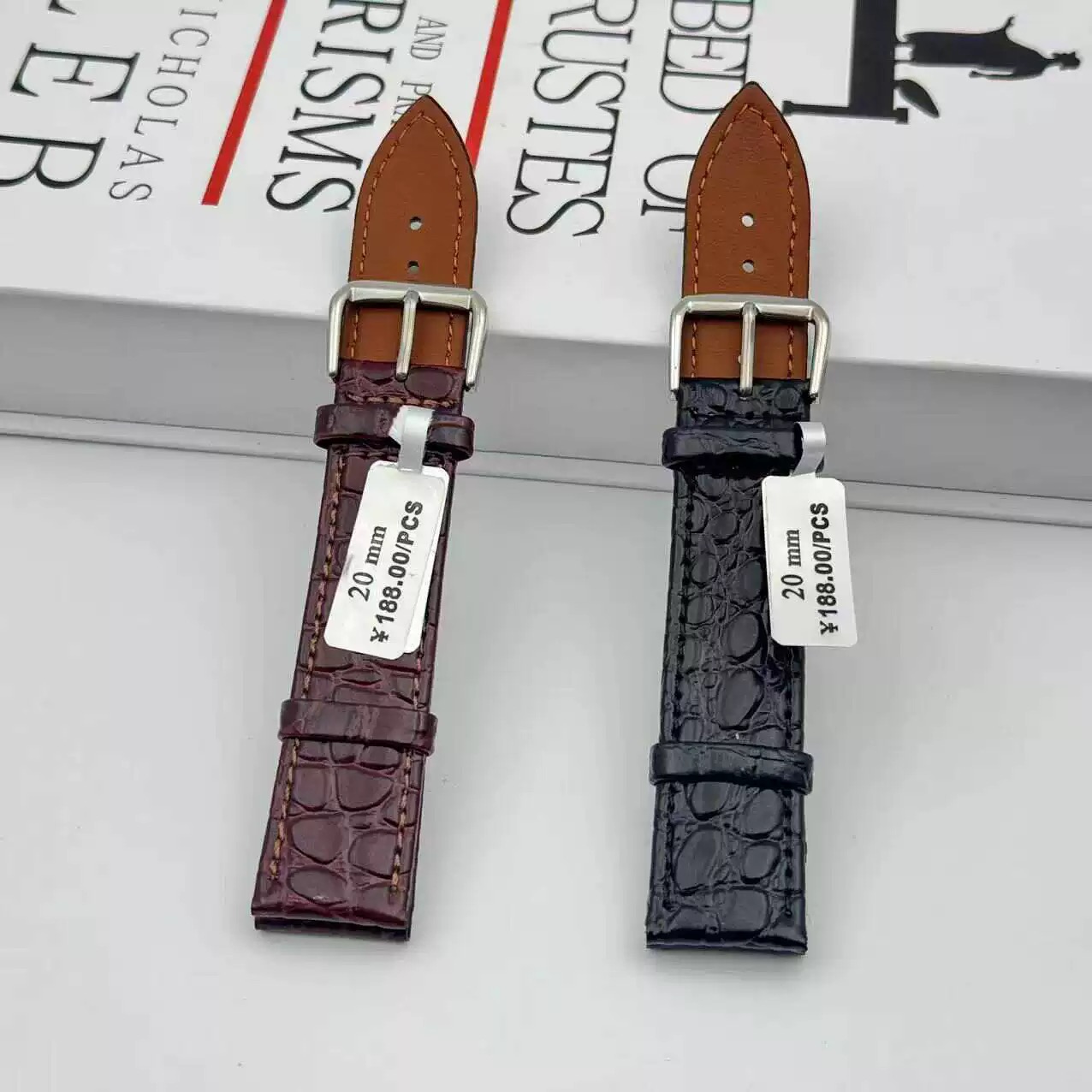 Cienki pasek do zegarka z praw – Suede Strap Watch recenzja i cena